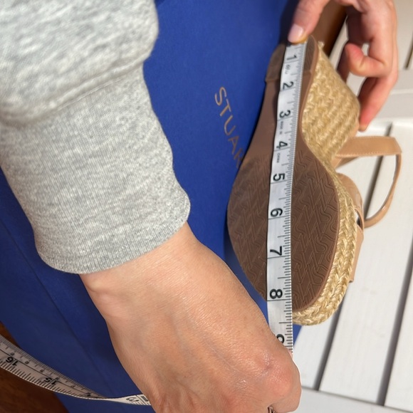 Stuart Weitzman Rosemarie Sandal - Picture 7 of 9